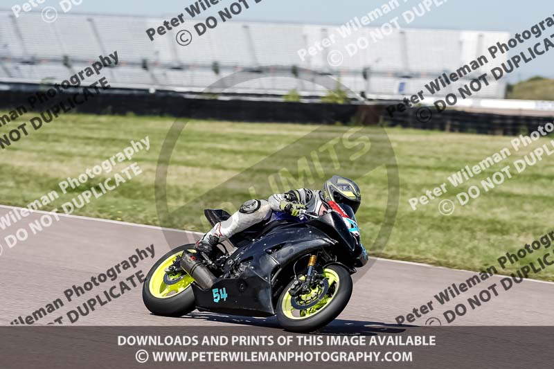 Rockingham no limits trackday;enduro digital images;event digital images;eventdigitalimages;no limits trackdays;peter wileman photography;racing digital images;rockingham raceway northamptonshire;rockingham trackday photographs;trackday digital images;trackday photos